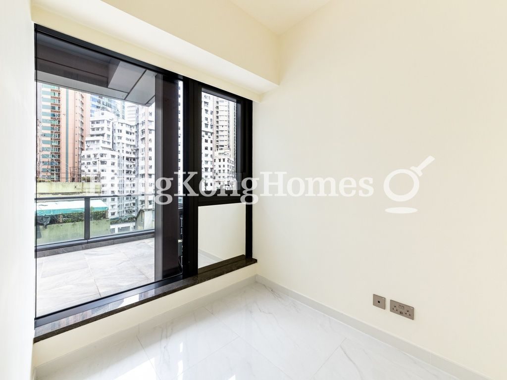 Second Bedroom — The Queens, Sai Ying Pun