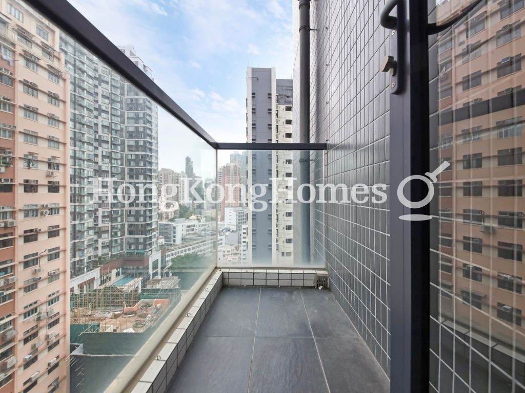 Second Balcony off Living and Dining Rm — 蔚峰，西營盤