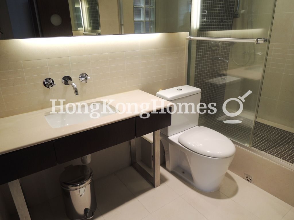 Guest Bathroom — Elegant Court, Happy Valley