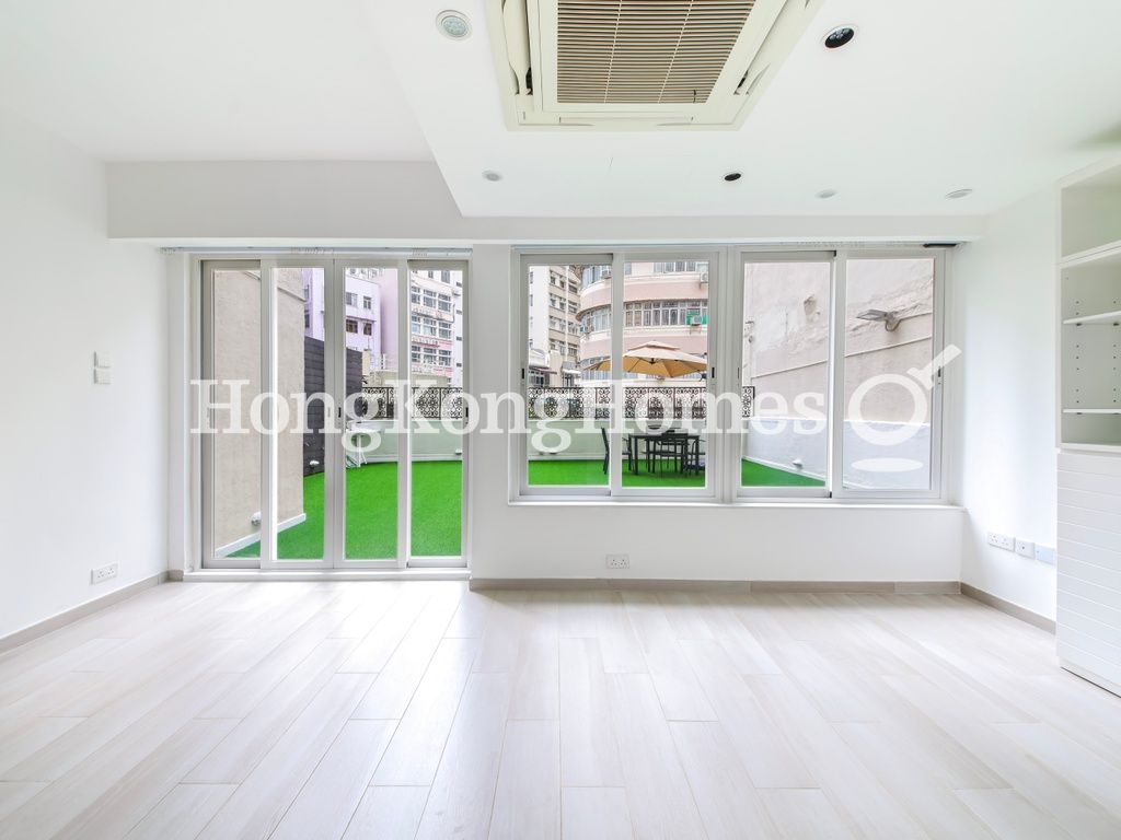 Studio — 麗成大廈，跑馬地