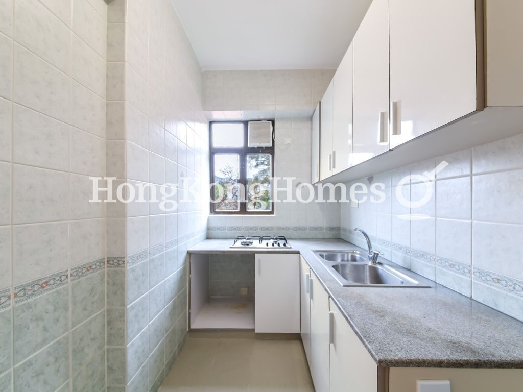 Kitchen — Splendour Villa, Repulse Bay