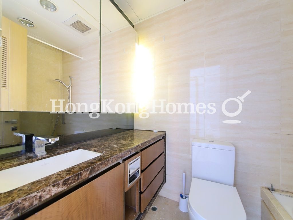 Guest Bathroom — Warrenwoods, Causeway Bay