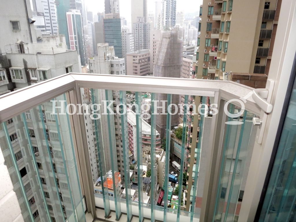 Balcony off Master Bedroom — 囍匯 - 第1期- 第5座，灣仔