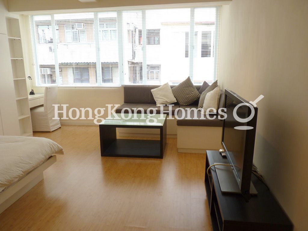 Living Area — Shin Hing Street, 1-3, Sheung Wan