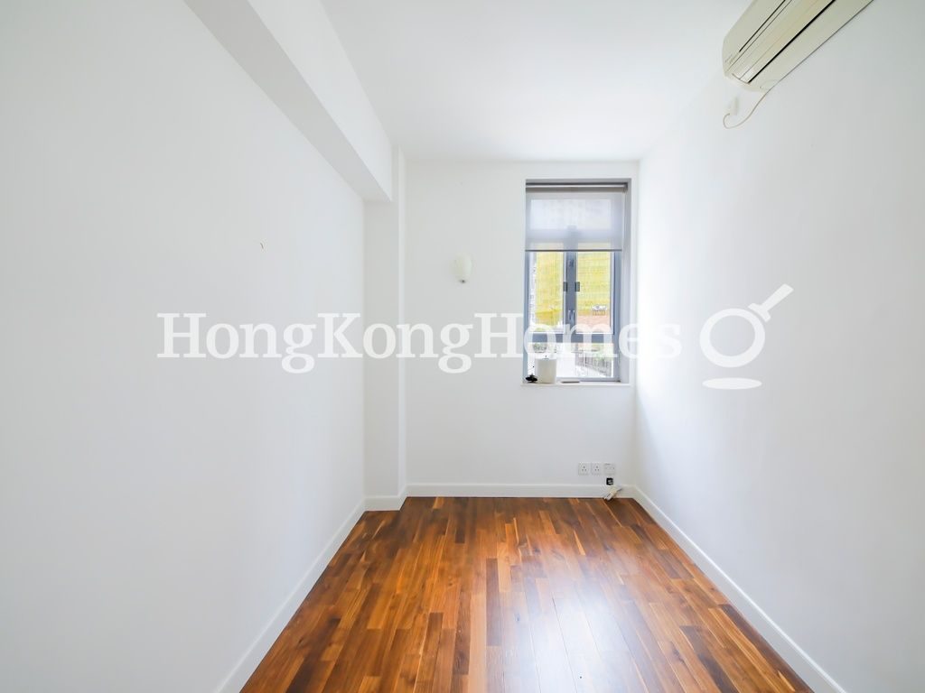 Second Bedroom — 鳳輝臺 18-19A號，跑馬地