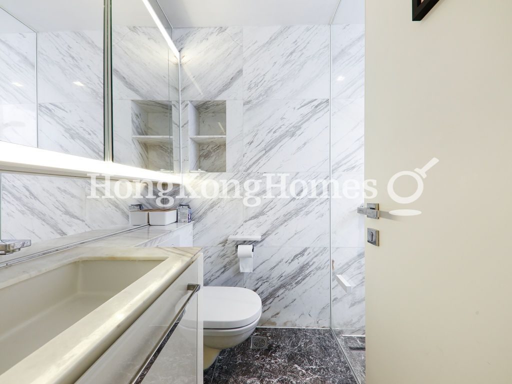 Guest Bathroom — yoo Residence，銅鑼灣