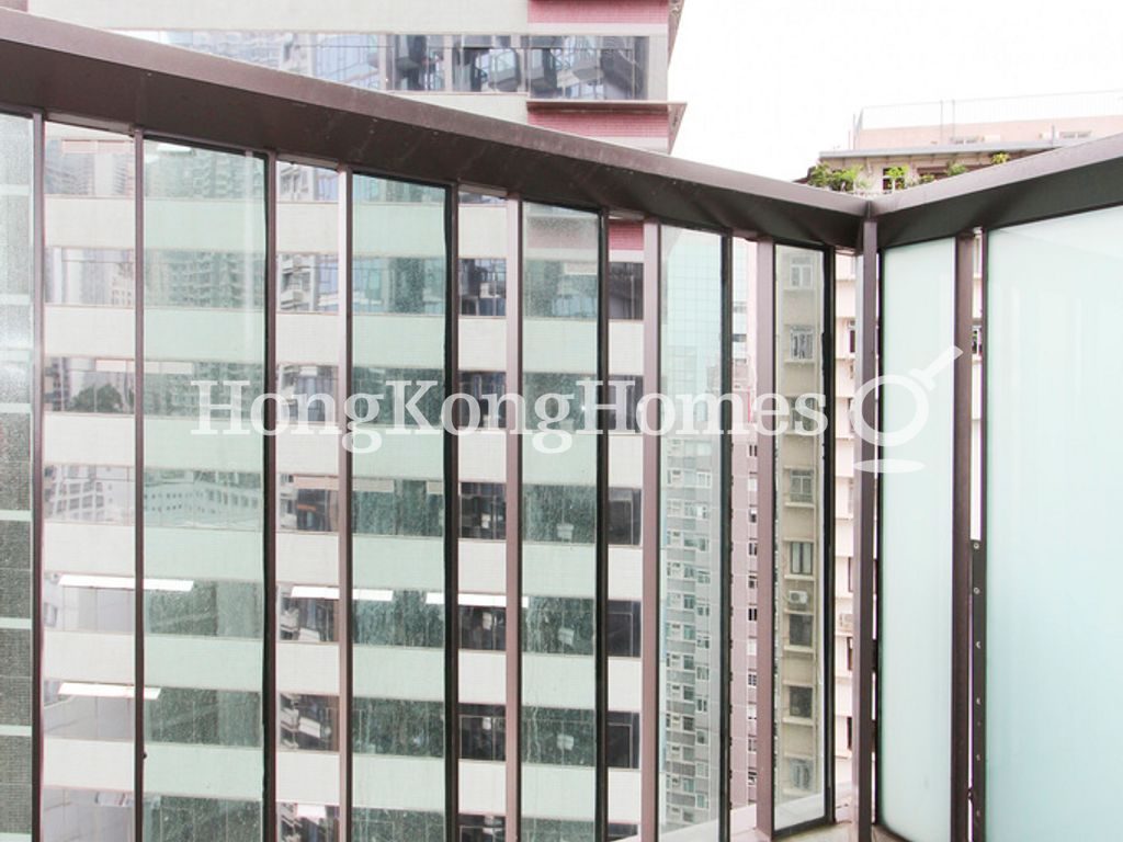 Balcony off Master Bedroom — 本舍，西半山