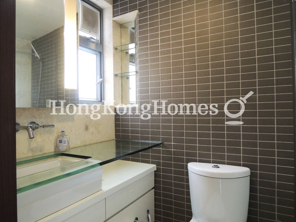 Guest Bathroom — The Morrison, Wan Chai