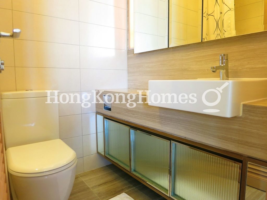 Guest Bathroom — 縉城峰-第2座，西營盤
