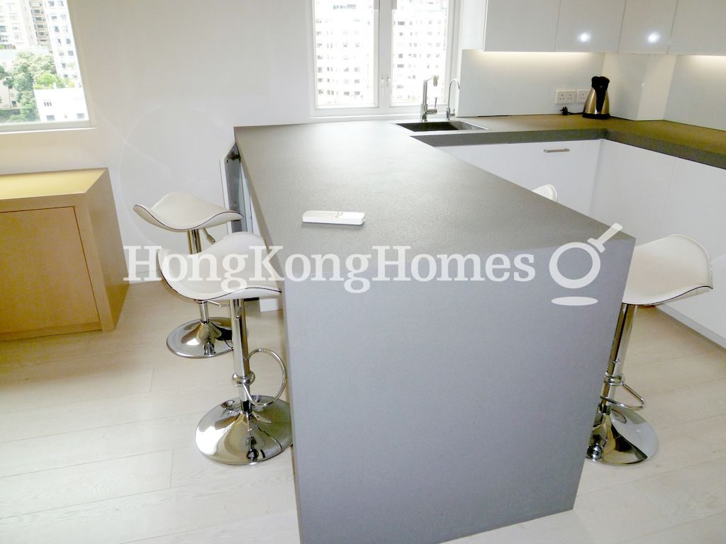 Dining Area — 嘉富大廈，西半山