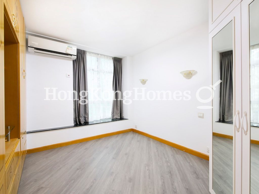 Master Bedroom — Taikoo Shing - Begonia Mansion, Taikoo Shing
