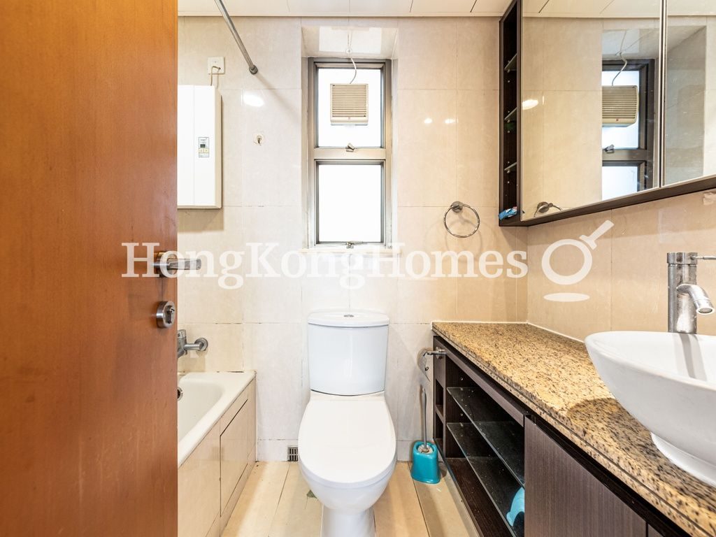 Master Bathroom — 尚翹峰 3 座，灣仔