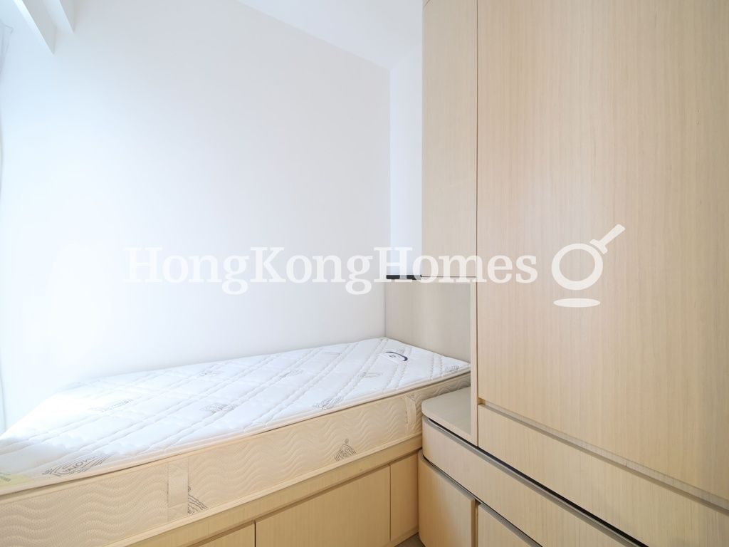 Second Bedroom — 本舍，西半山