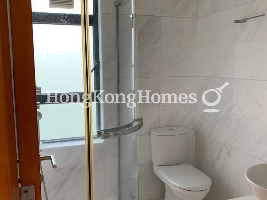 Master Bathroom — 貝沙灣 06期 Bel-Air No. 8-1座，薄扶林