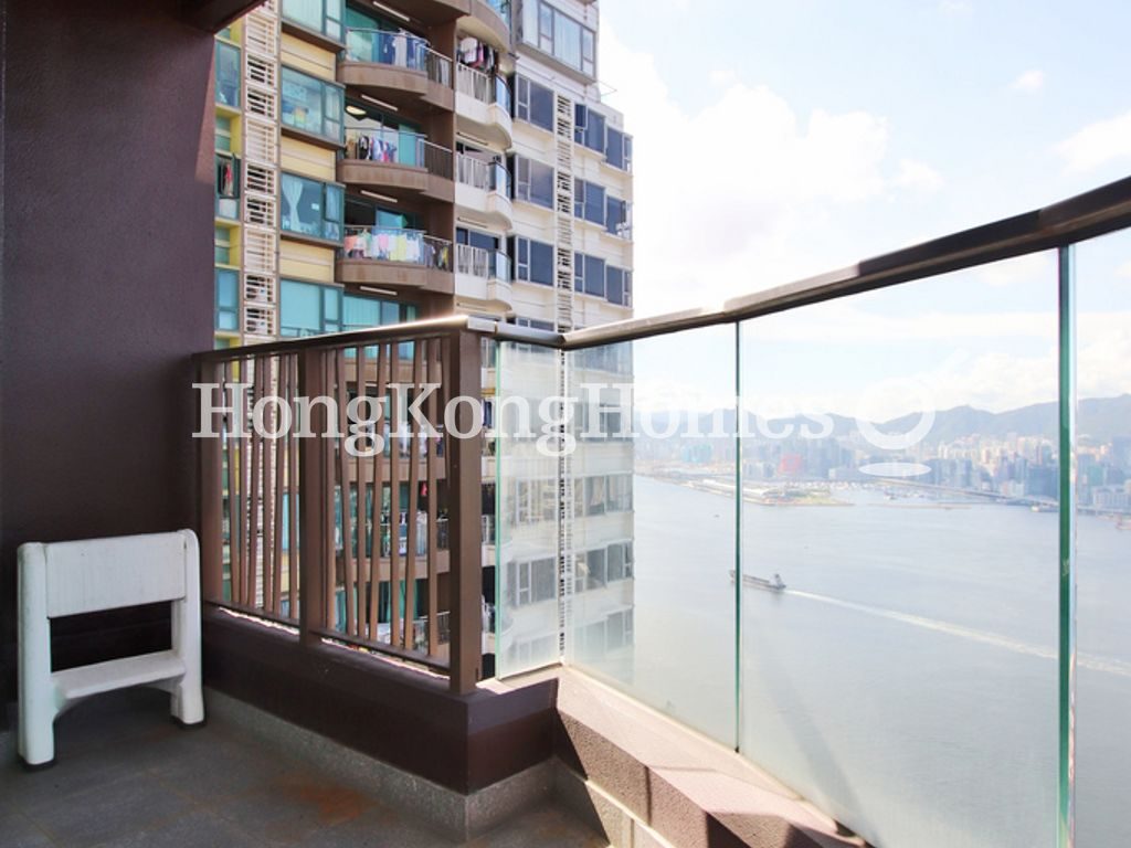 Balcony off Living and Dining Room — 嘉亨灣 06座，鰂魚涌