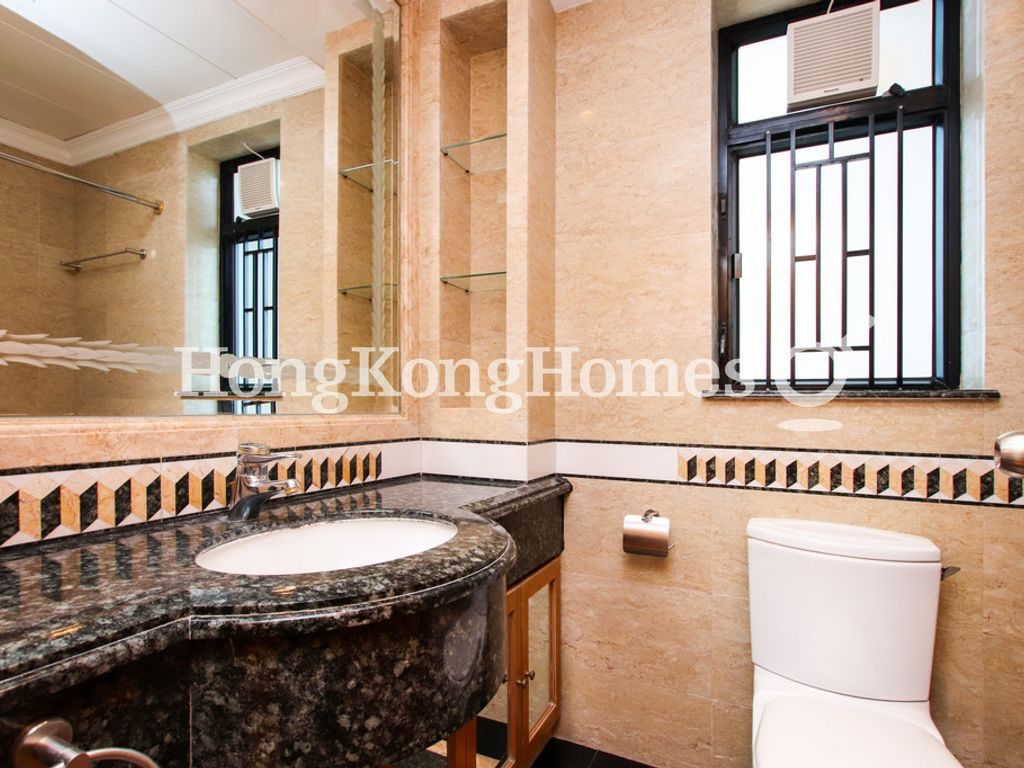 Master Bathroom — 豪廷峰 - 第02座，北角半山