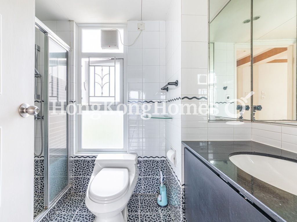 Guest Bathroom — 紅山半島 - 第02座，大潭