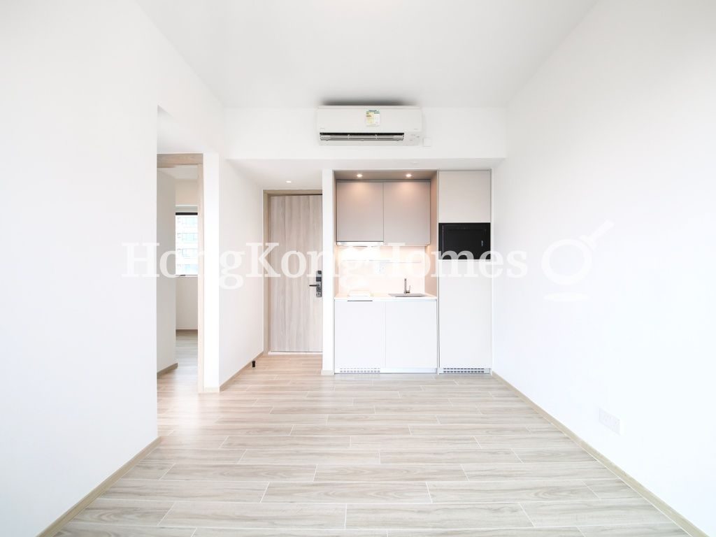 Living and Dining Room — The Unit Soho, Central