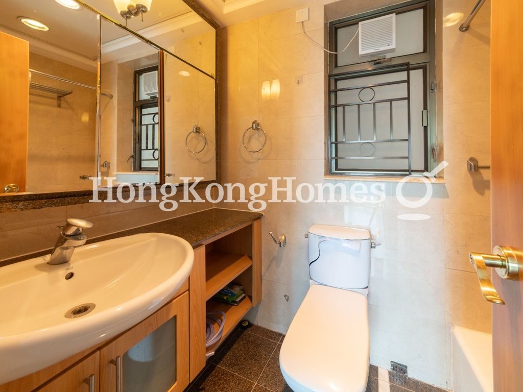 Guest Bathroom — The Belcher's - Block 1, Pokfulam