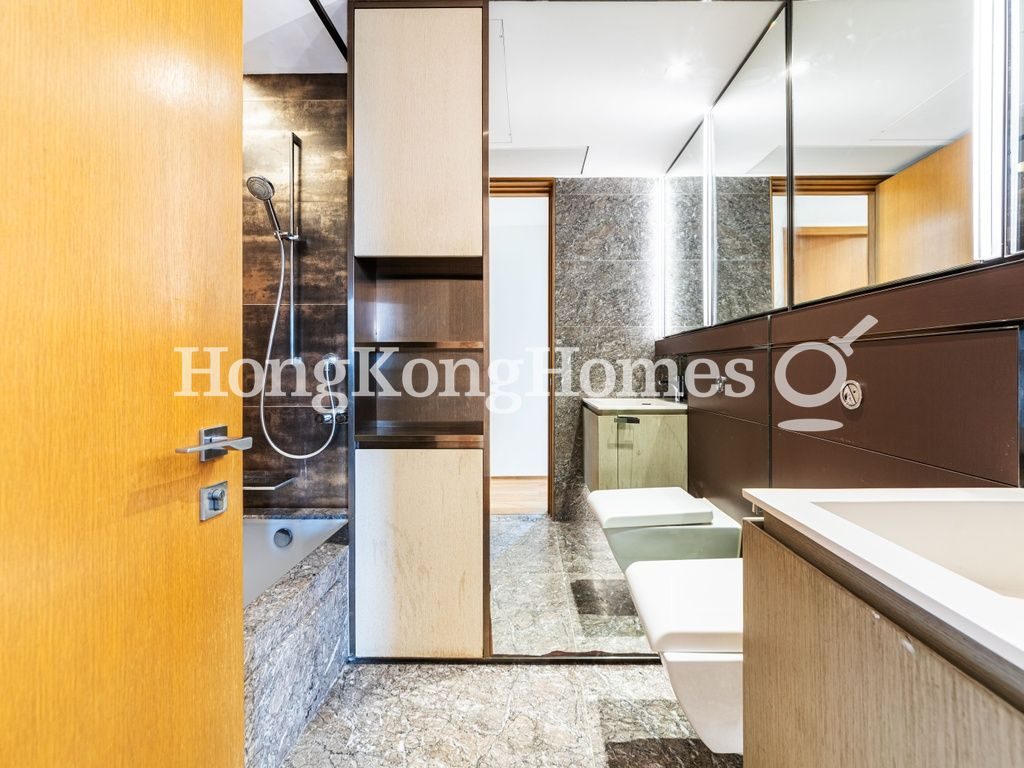 Guest Bathroom — Alassio, Mid-levels West