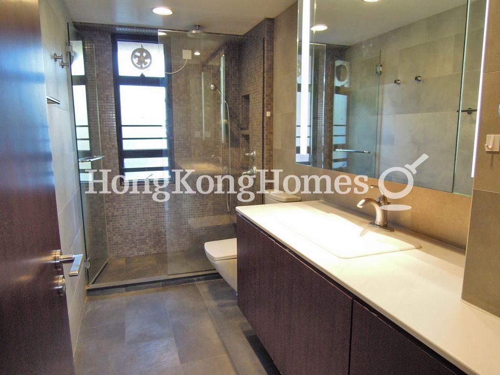 Guest Bathroom — 浪琴園 - 第01座，大潭