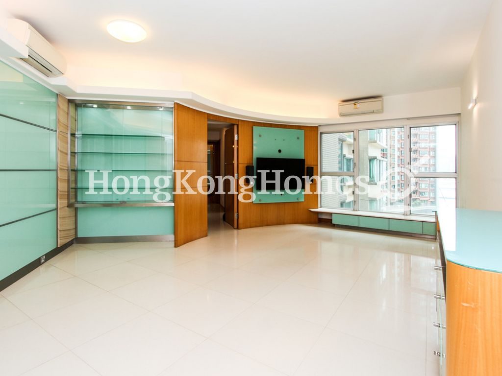 Living and Dining Room — The Waterfront - Block 01, Tsim Sha Tsui