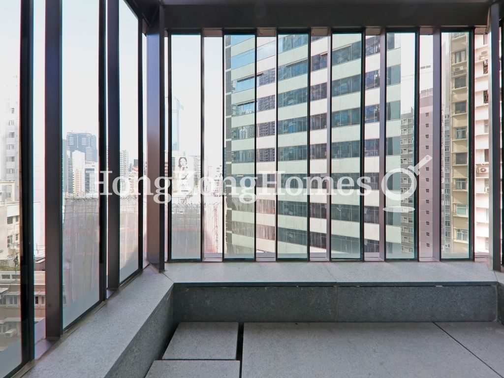 Balcony off Master Bedroom — 本舍，西半山