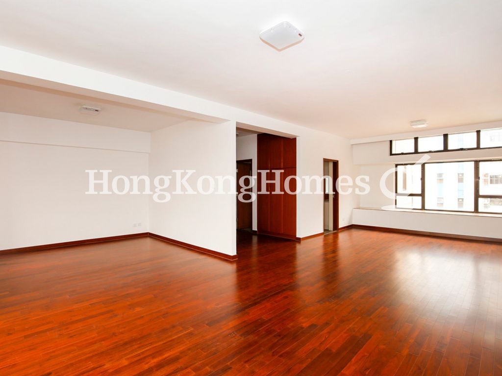 Living and Dining Room — Eden Gardens - Block 01, Shatin / Fo Tan