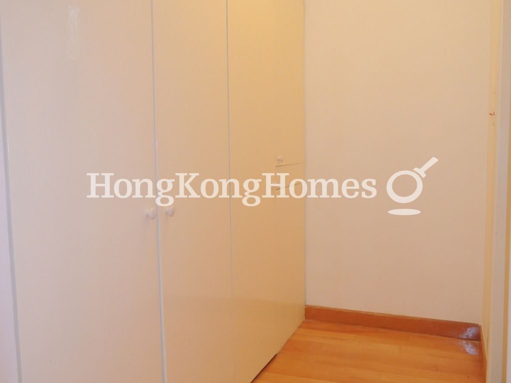 Built-in Storage in Hallway — 愉景灣 1 期 - 碧濤 - 海馬徑 - 第08座，愉景灣