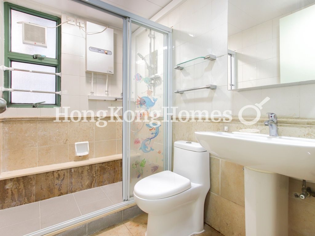 Guest Bathroom — 雍景臺 - 第02座，西半山