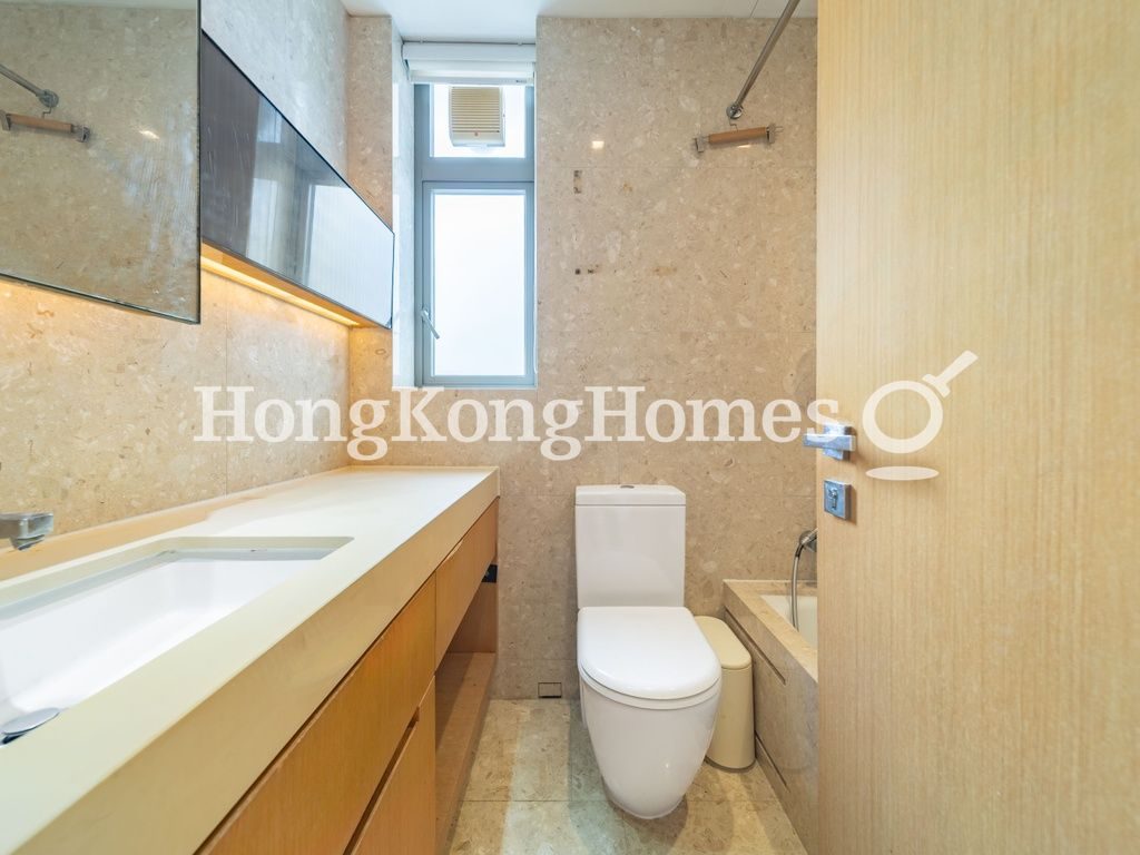 Guest Bathroom — 西浦，上環