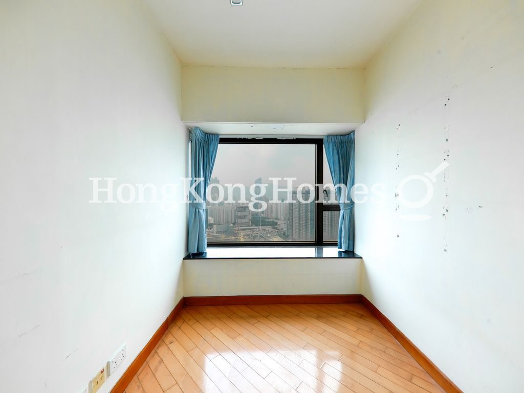 Second Bedroom — 擎天半島 5座，尖沙咀