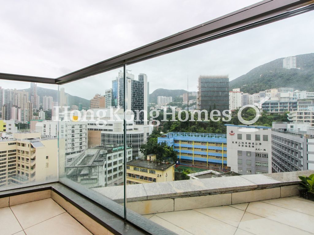 Balcony off Master Bedroom — 萃峯，灣仔