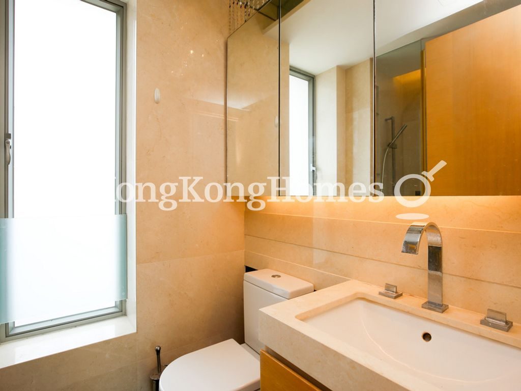 Guest Bathroom — York Place，灣仔