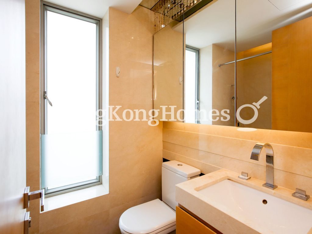 Master Bathroom — York Place，灣仔