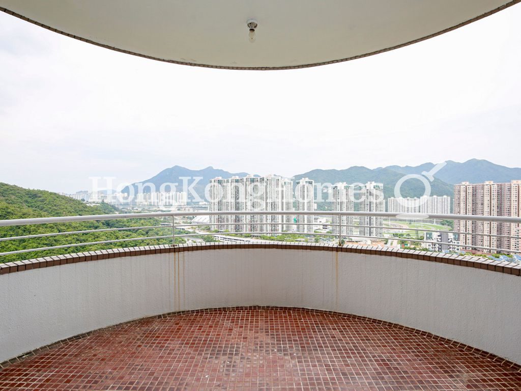 Balcony off Living and Dining Room — 怡翠花園 01座，沙田火炭
