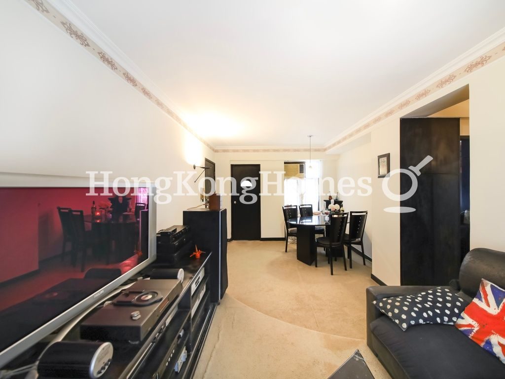 Living and Dining Room — Ming Garden, Mid-levels West