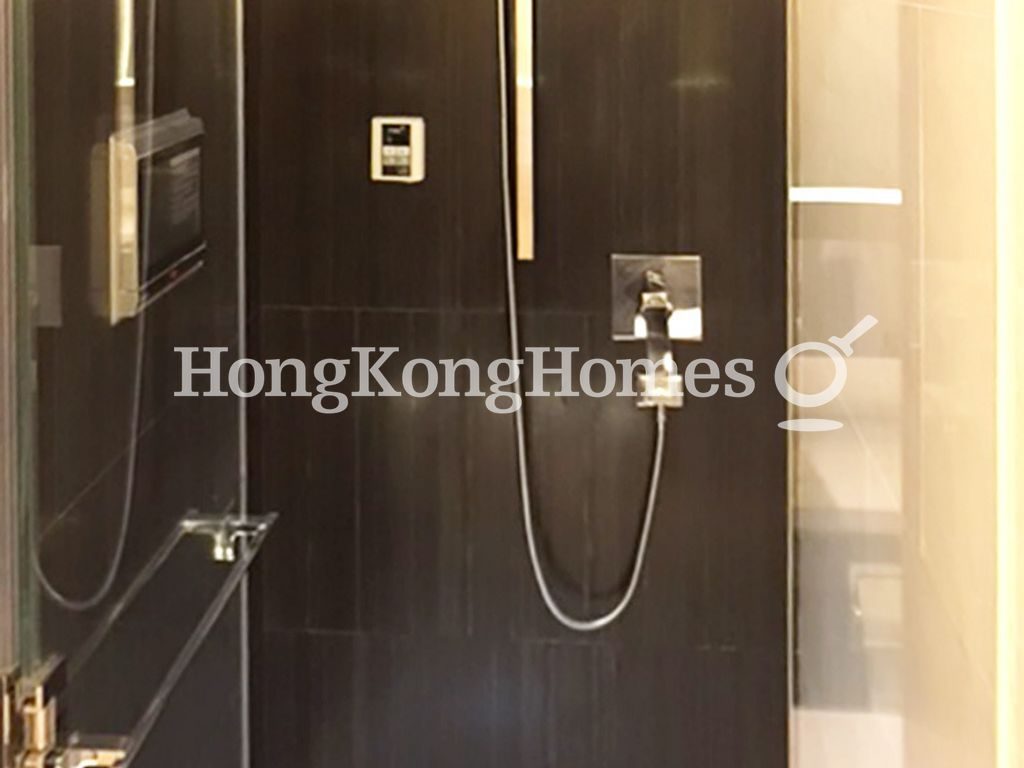 Guest Bathroom — CentrePoint, Central