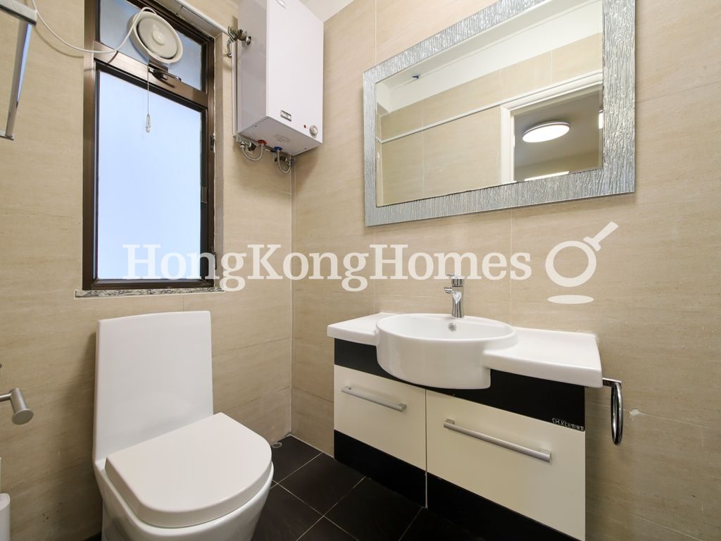 Master Bathroom — 黃泥涌道77-79 號，跑馬地