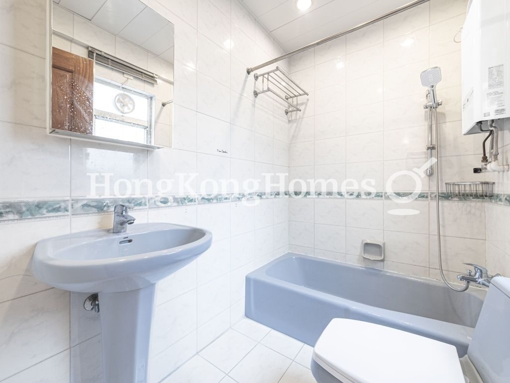 Guest Bathroom — 清水灣道，清水灣
