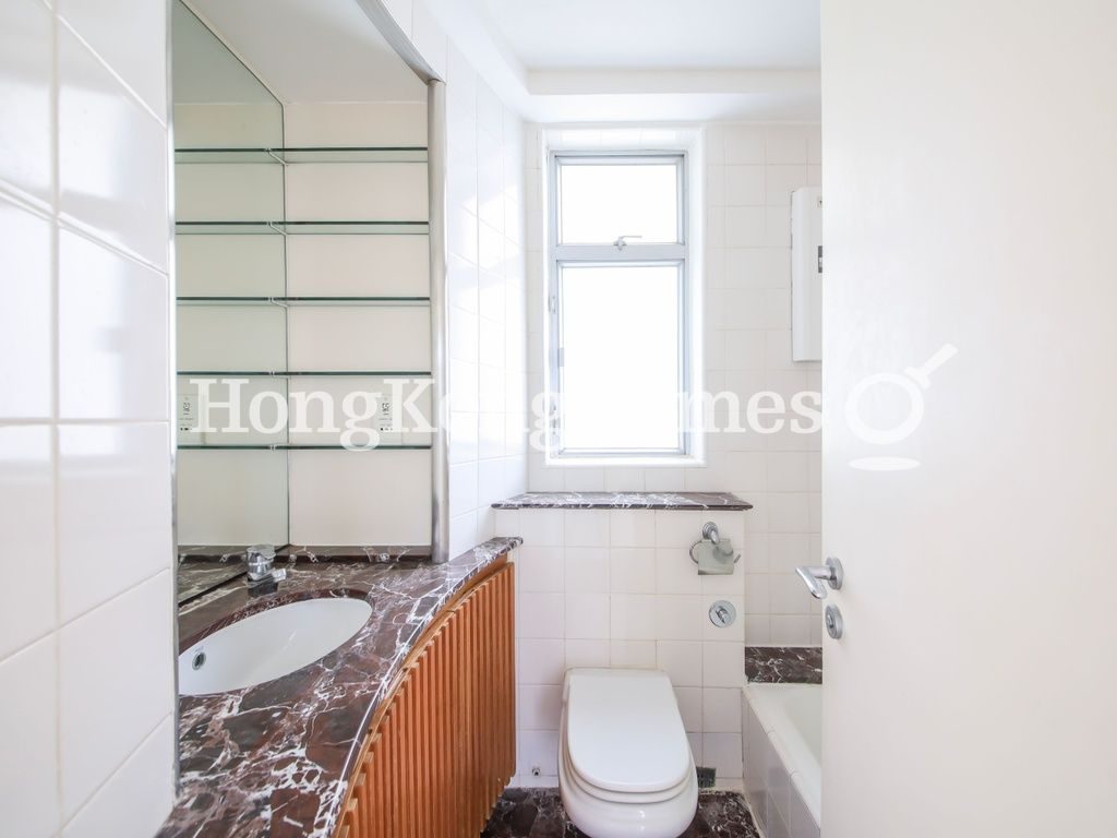 Guest Bathroom — 淺水灣道 23號，淺水灣