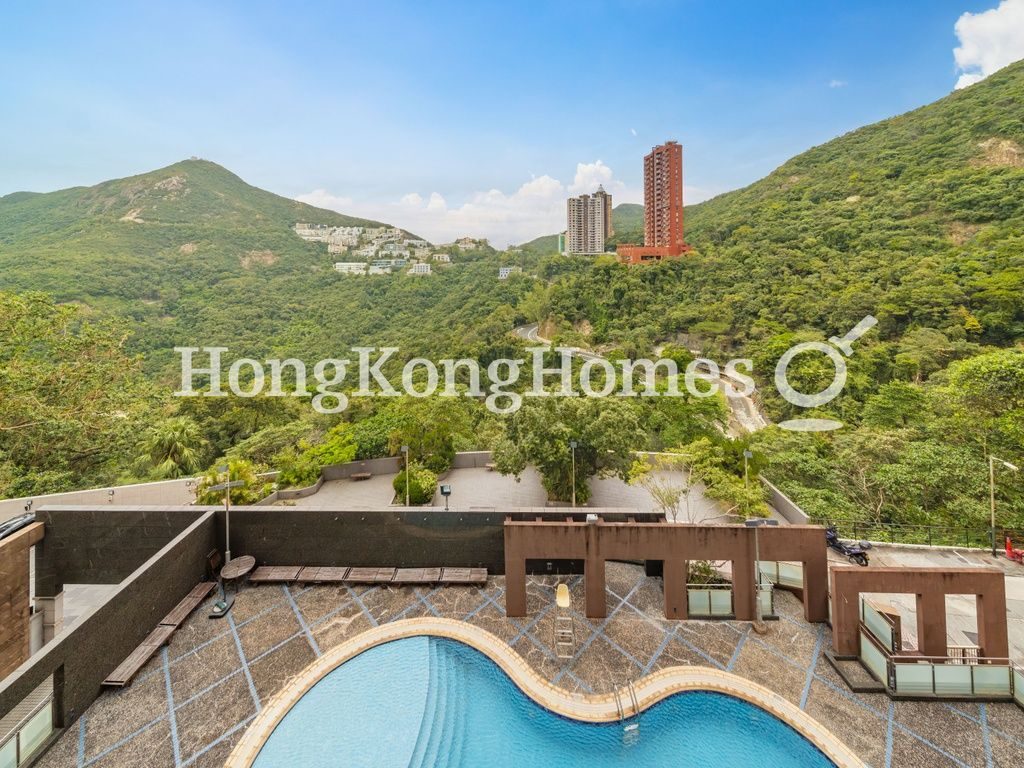 Repulse Bay Road, 23