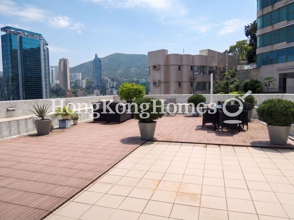 Communal Roof Terrace — 東山臺 24號，東半山