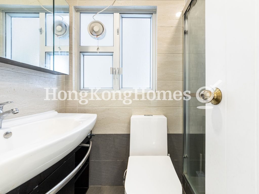 Guest Bathroom — Grand Deco Tower, Tai Hang