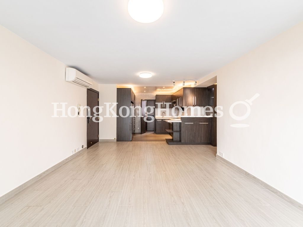 Living and Dining Room — Grand Deco Tower, Tai Hang