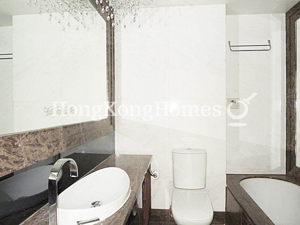 Master Bathroom — 海珀名邸，東涌