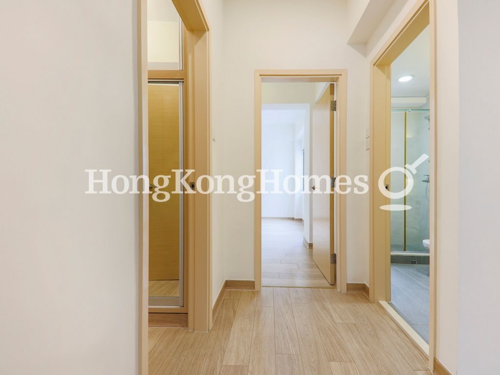 Hallway — 福來閣，中半山
