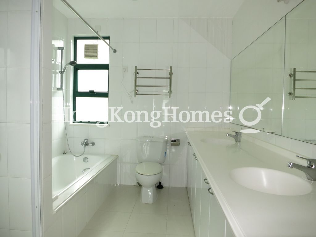 Master Bathroom — 兩塊田，清水灣