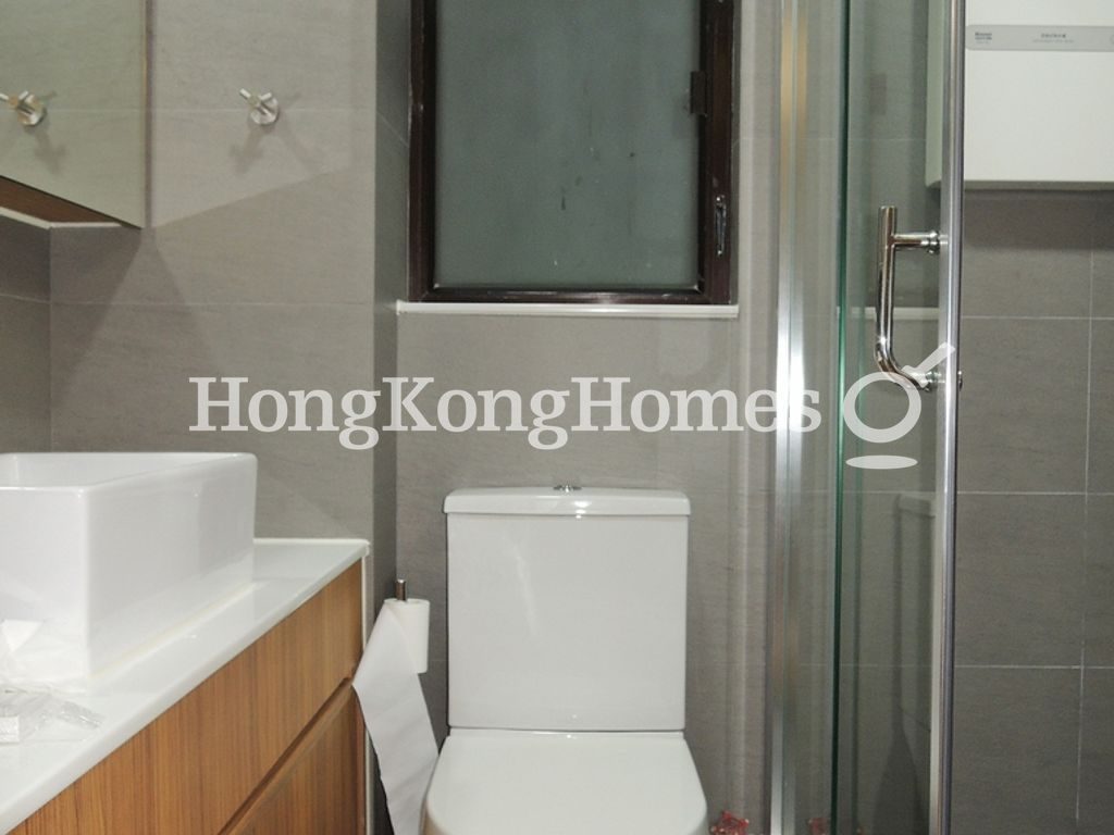 Guest Bathroom — Bella Vista, Mid-levels West