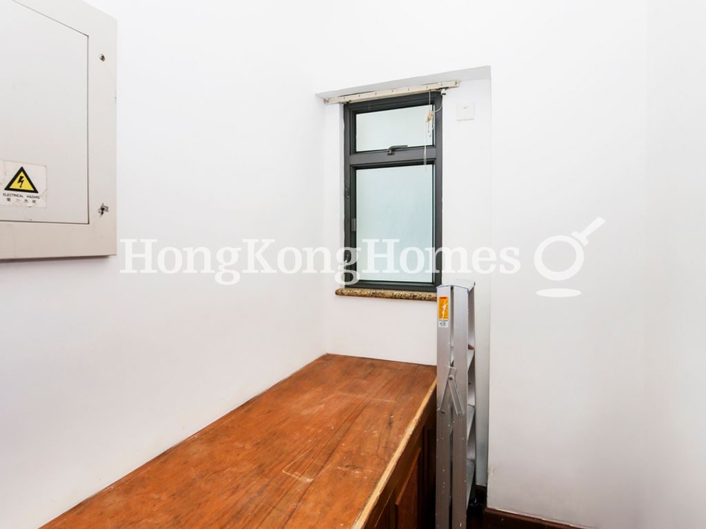 Maid's Room — 輝煌豪園，西半山
